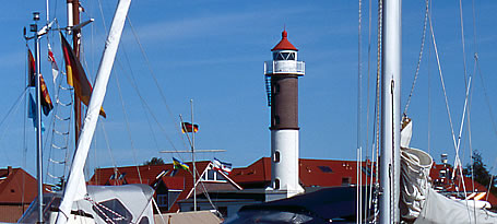 Ferienhaus Insel Poel - Viele Wassersportler laufen im Sommer den Hafen von Timmendorf an